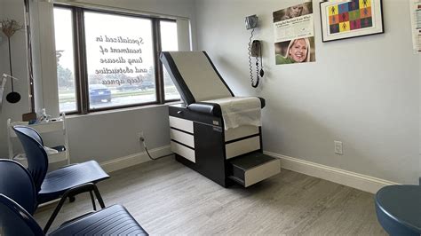 pulmonary clinics near me.
